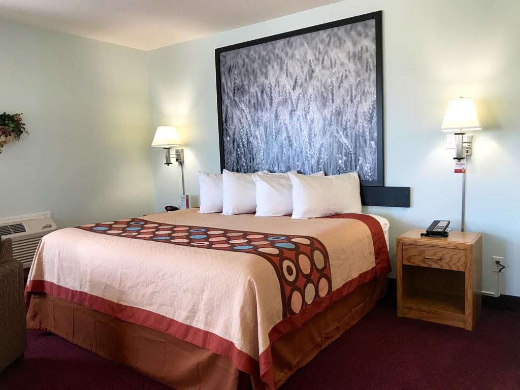 Super 8 By Wyndham 2* Kindersley